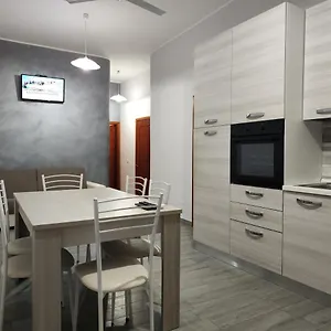 Sicily Travel Apartment's 1 , Giardini Naxos Italia